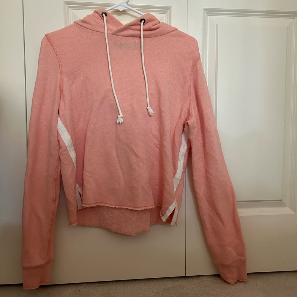 Abercrombie & Fitch Cropped Hoodie